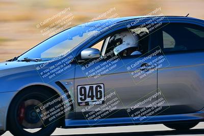 media/Oct-18-2025-Extreme Speed (Sat) [[d6d7e1fef1]]/Group 2 Green/Session 1 (Turn 4)/